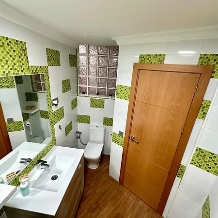 The House In Toquero Solarium Views To The Alcazaba Malaga